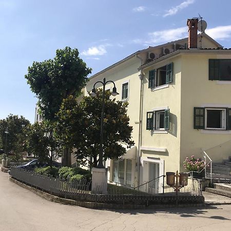 Placa Apartments Mošćenička Draga Extérieur photo